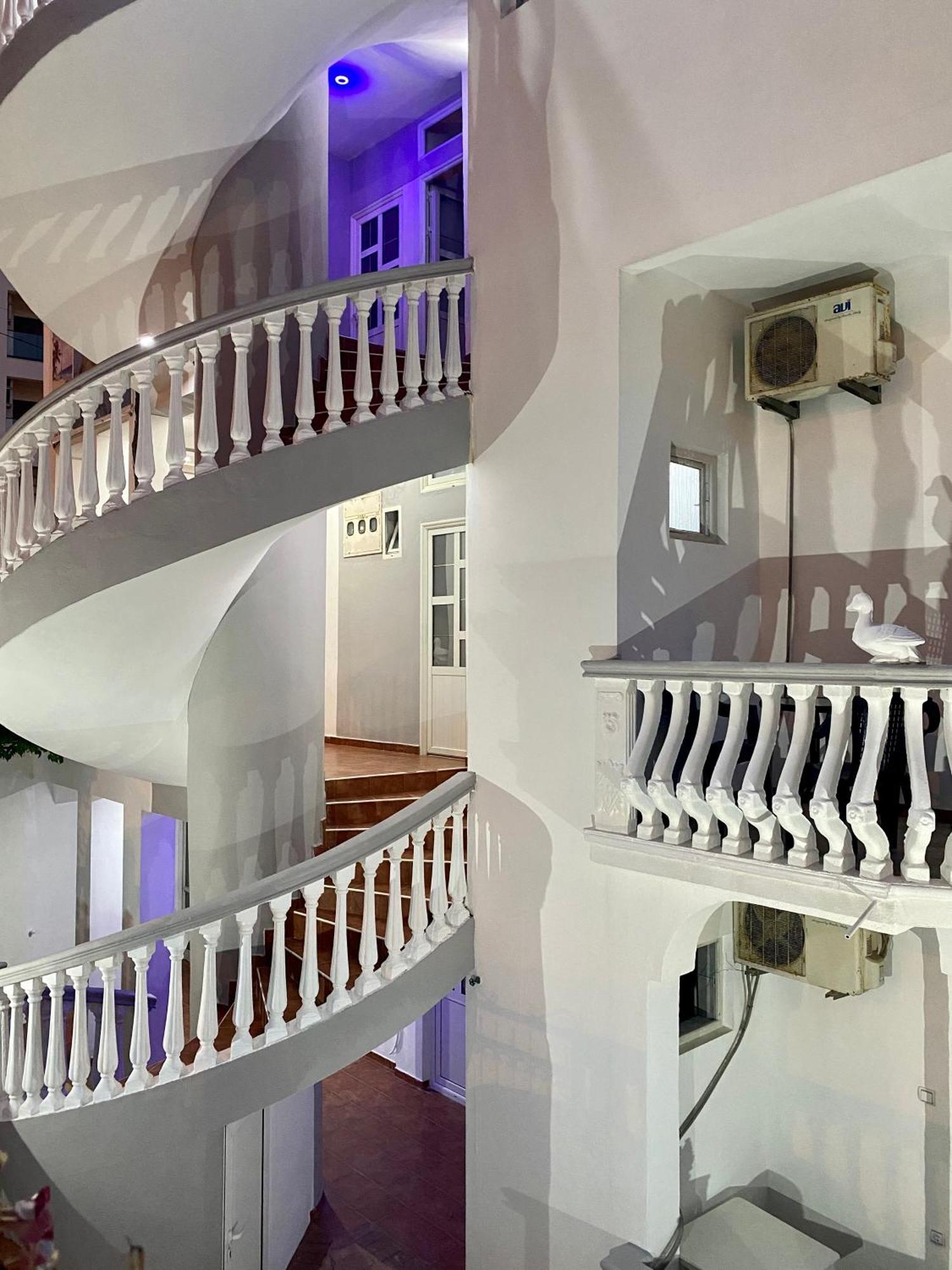 Apartments Delfin Ulcinj Exterior photo
