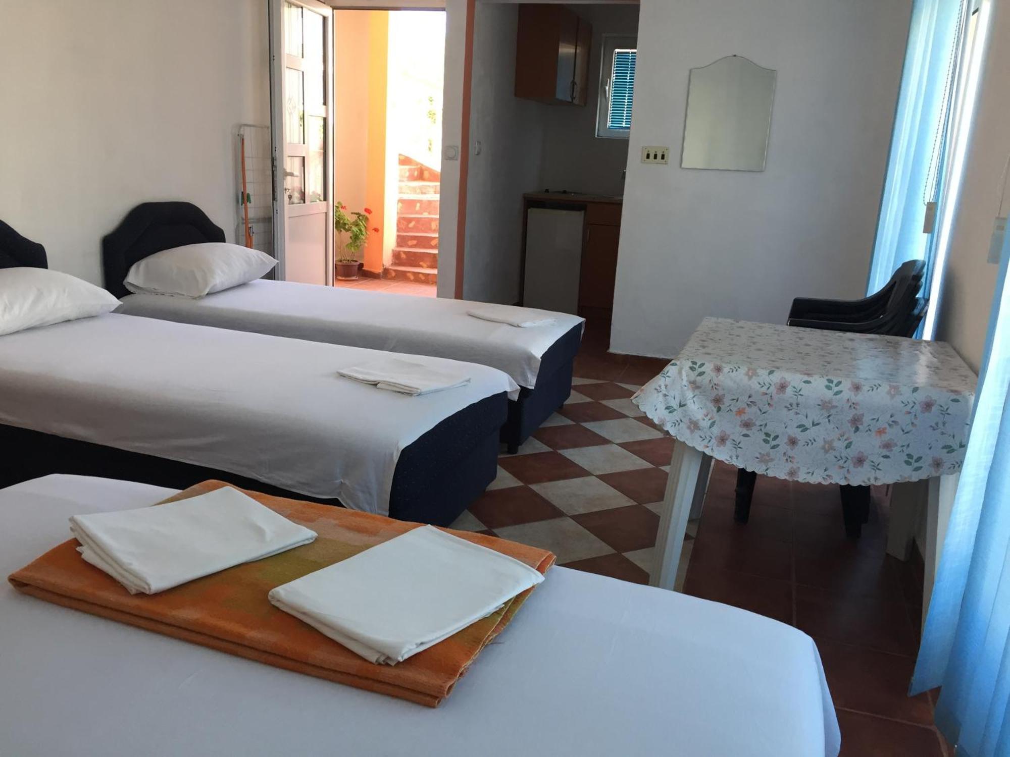 Apartments Delfin Ulcinj Room photo