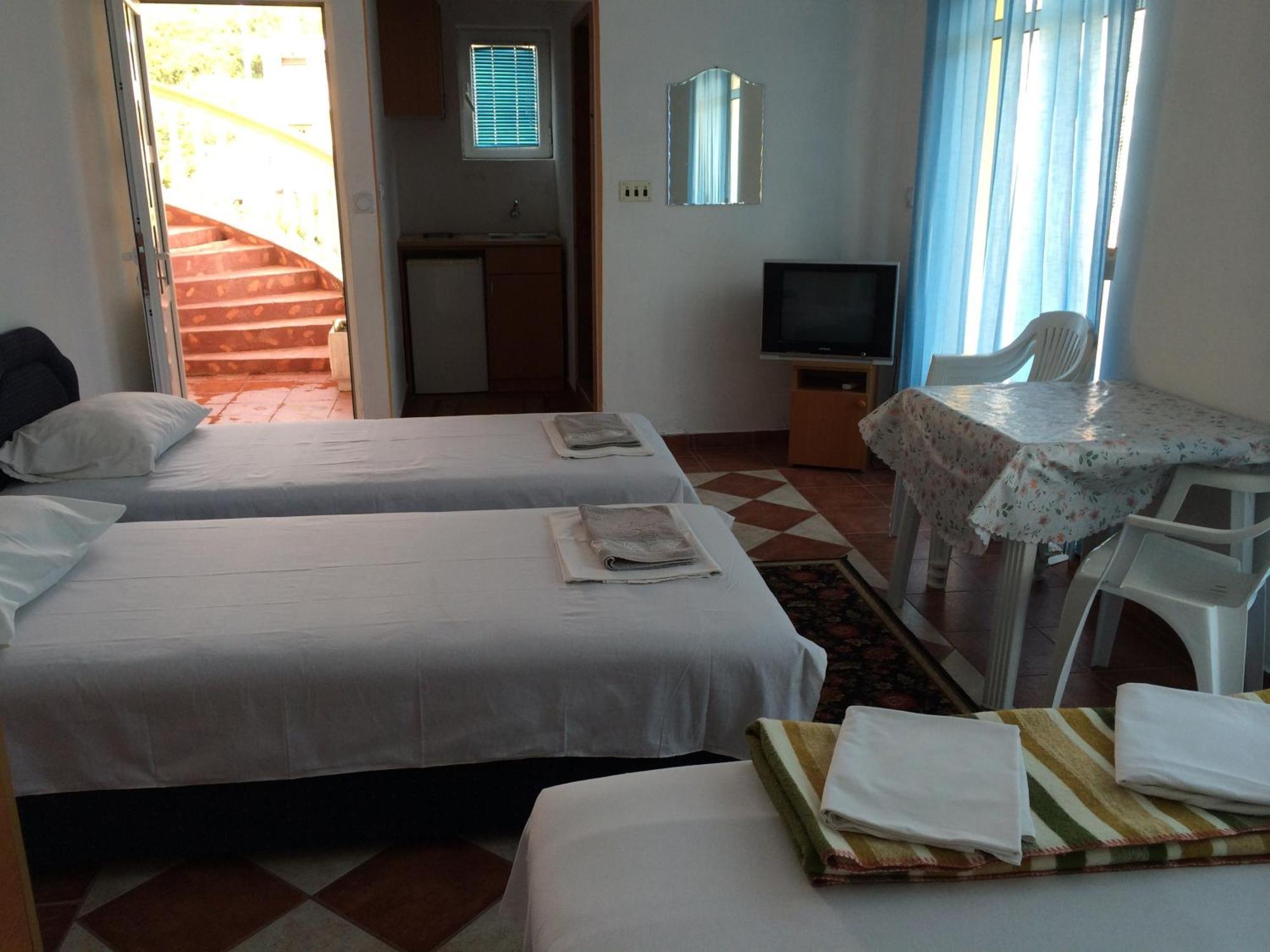 Apartments Delfin Ulcinj Room photo