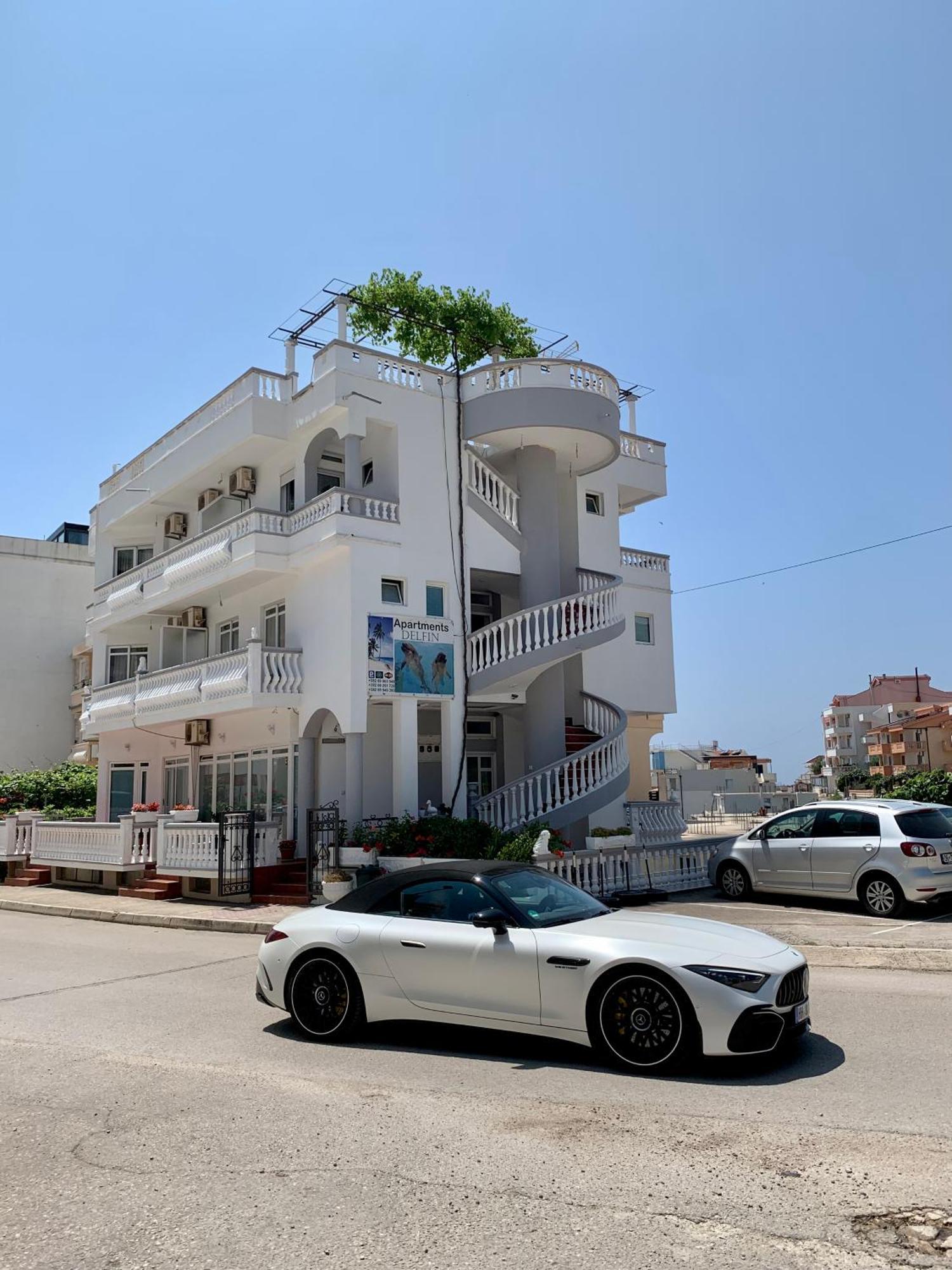 Apartments Delfin Ulcinj Exterior photo
